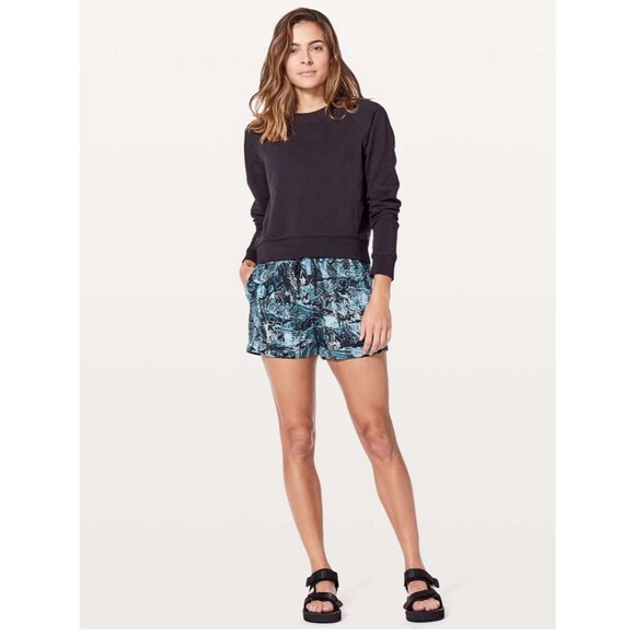lululemon athletica Pants - Lululemon Spring Break Away 3” Short Size 2